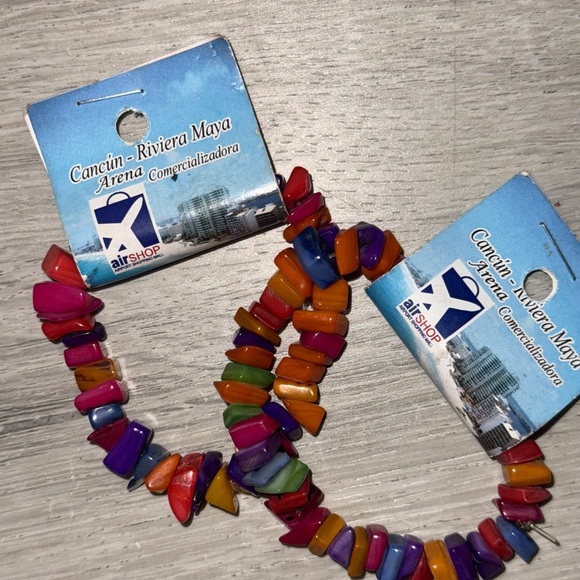 2/$15 Colorful Stone Chip Bracelets from Cancún - Picture 2 of 3